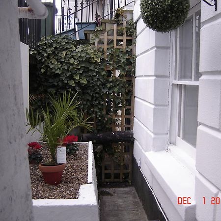 Garden Flat Apartment Royal Tunbridge Wells Exterior photo